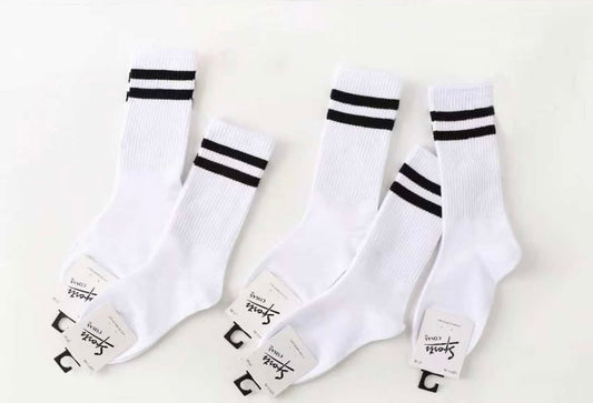 Otroške bombažne nogavice z dvema črtama - športni stil