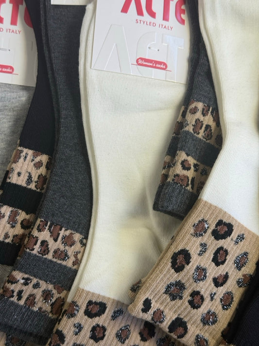 Čarape s leopard uzorkom