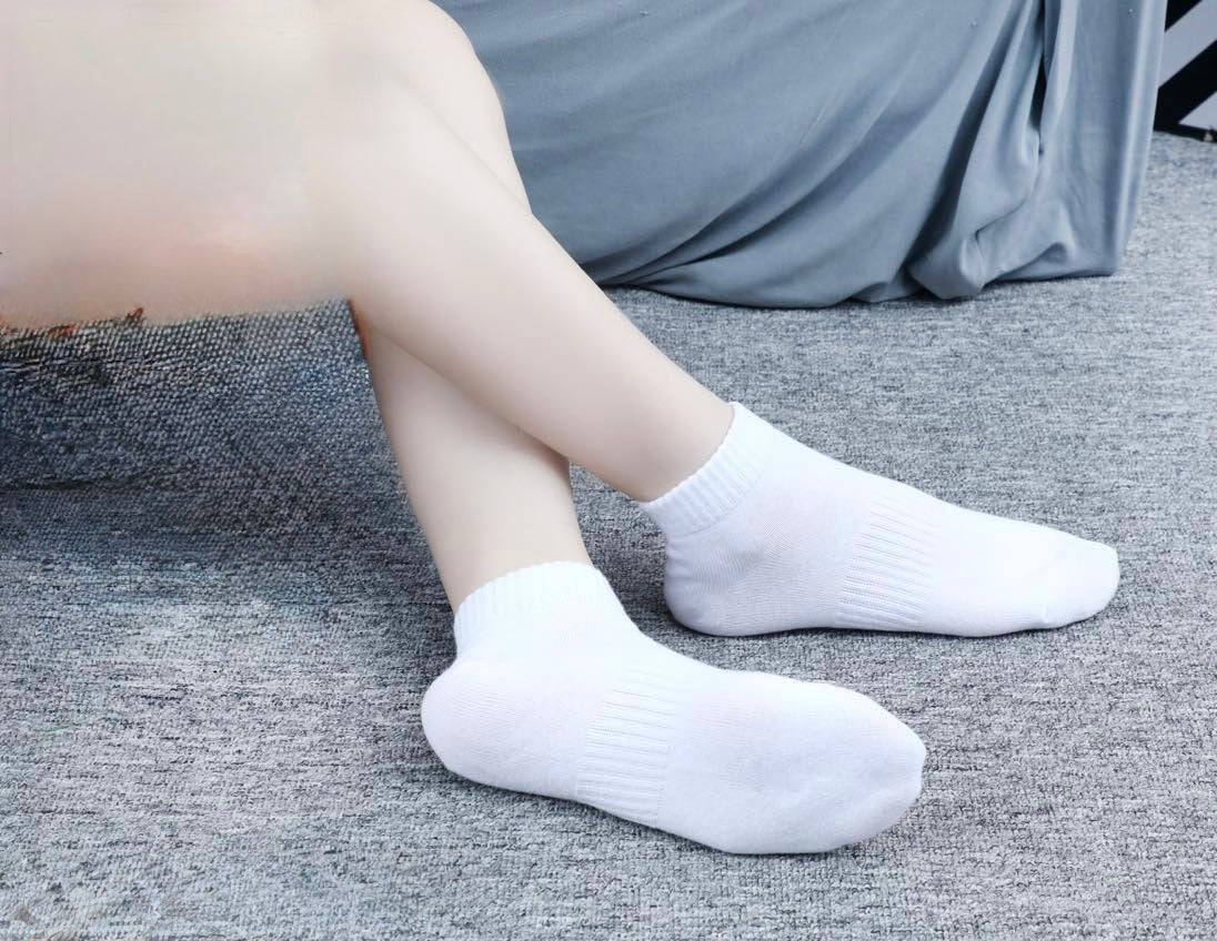 Bombažne kratke bele nogavice