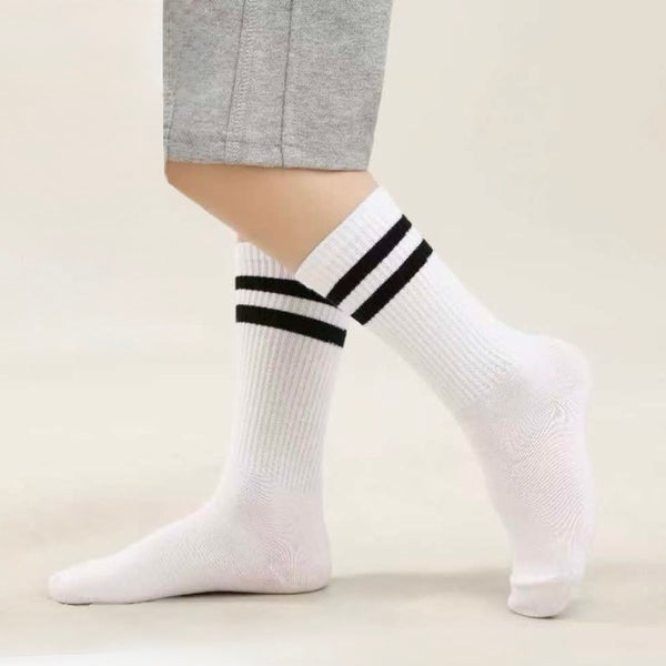 Otroške bombažne nogavice z dvema črtama - športni stil