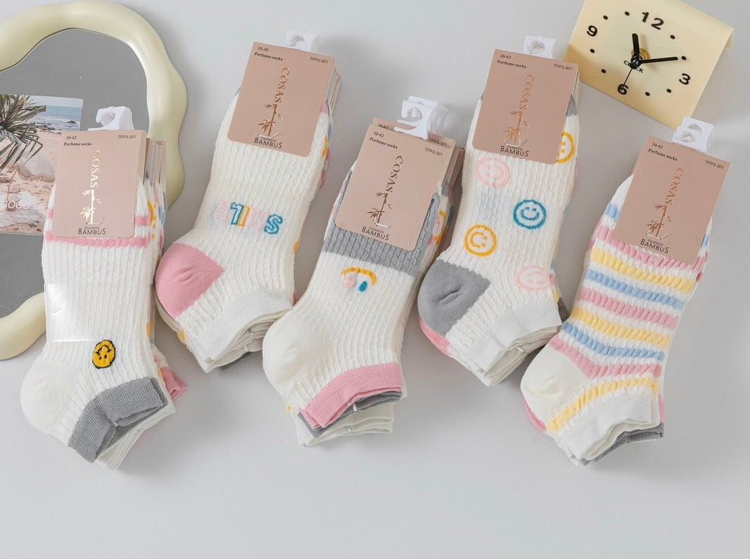 Bambusove parfumirane ženske nogavice mix