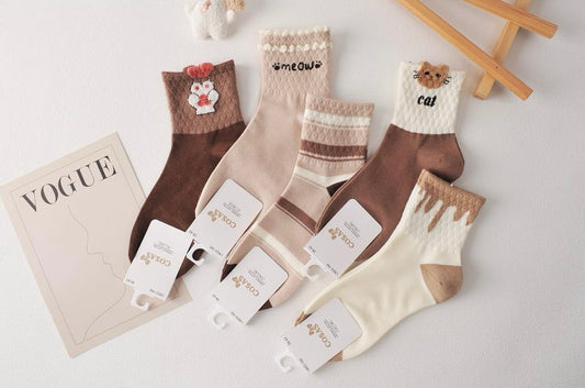 Ženske bombažne nogavice z motivom mačke