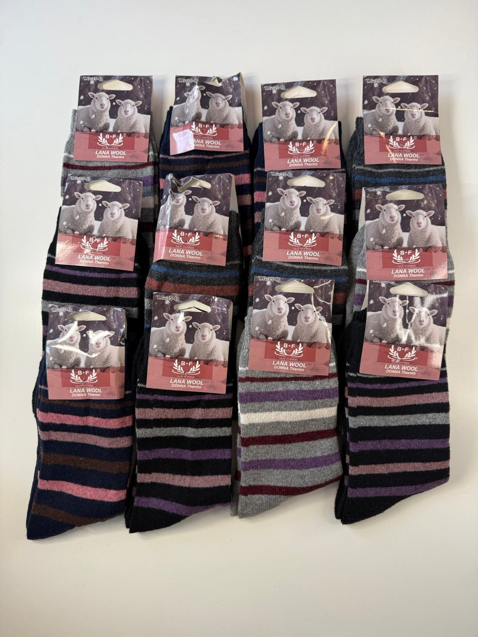 Tople ženski volneni nogavice