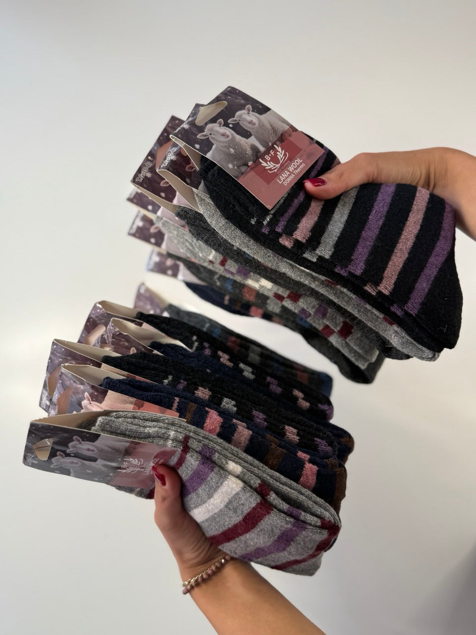 Tople ženski volneni nogavice