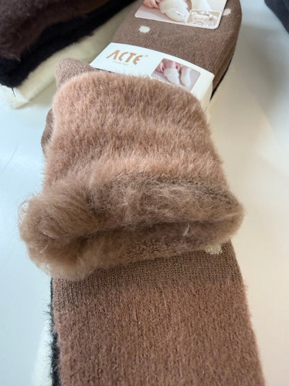 Ženske volnene nogavice