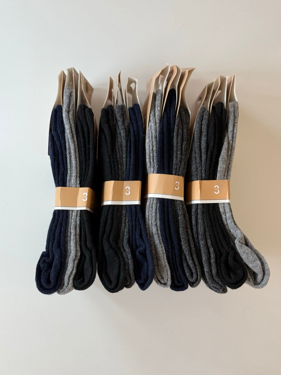 Ženske volnene nogavice