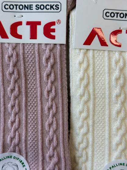 Bombažne nogavice z pletenim vzorcem