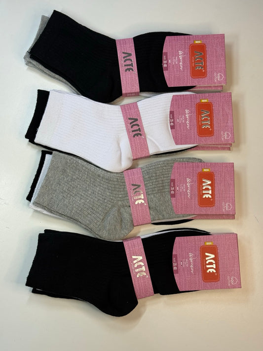 Bombažne nogavice z rebrasto strukturo